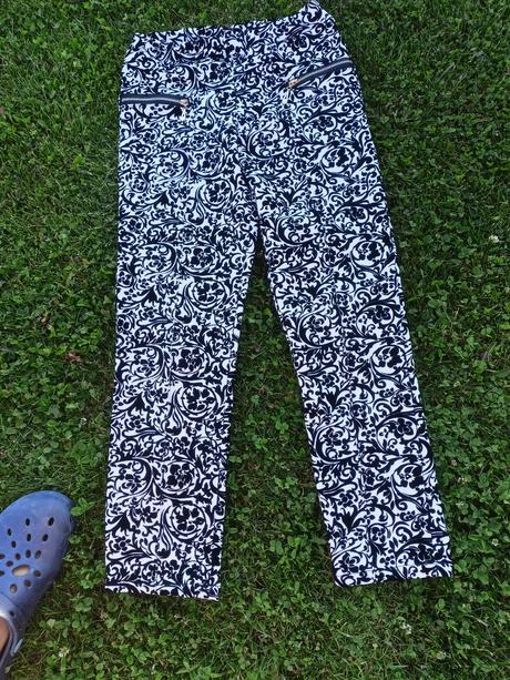 Dievčenské nohavice, 128