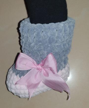 Hackovane cizmicky, <17