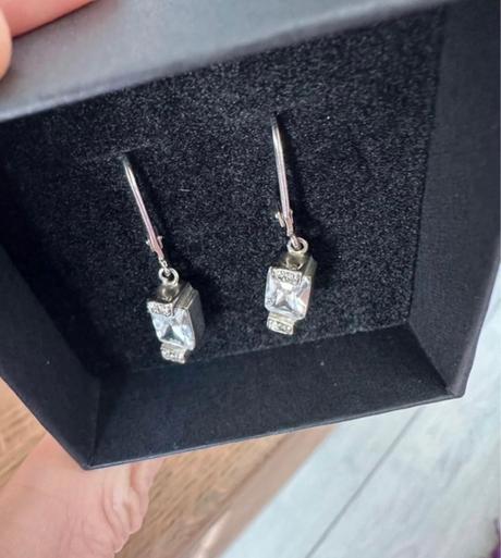 Krasny strieborny set s kristalmi, 