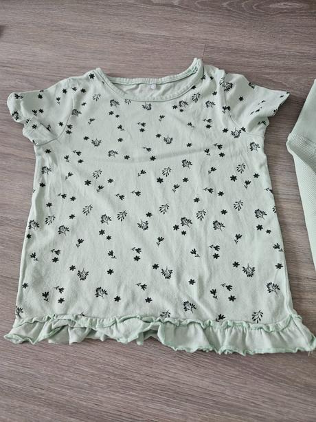 Pyzamo, reserved,104