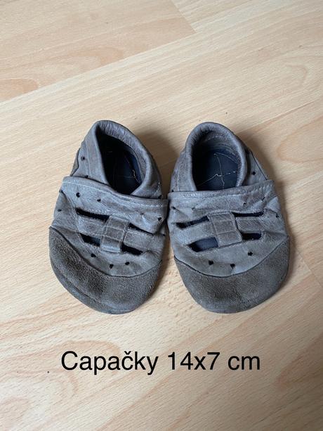 Capačky, 22
