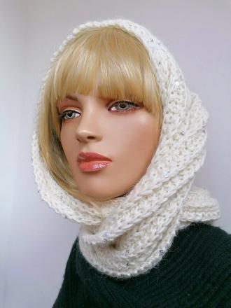 Merino kukla /šál s flitríkmi,