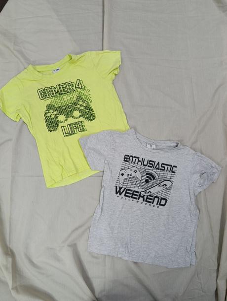 Y.f.k. set dvoch chlapčenských tričiek, 128