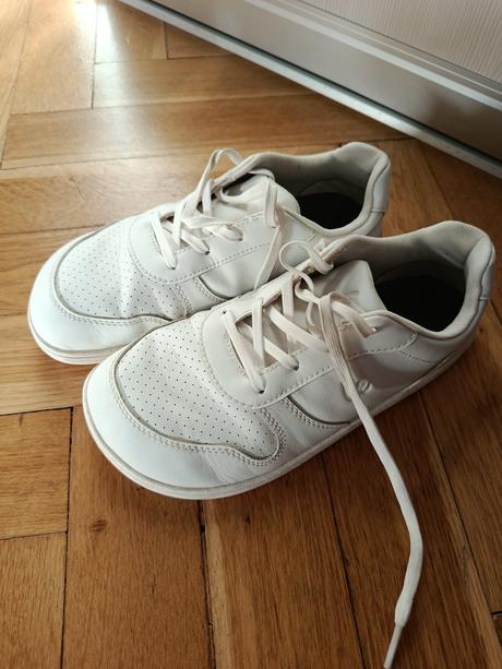 Tenisky, be lenka,35