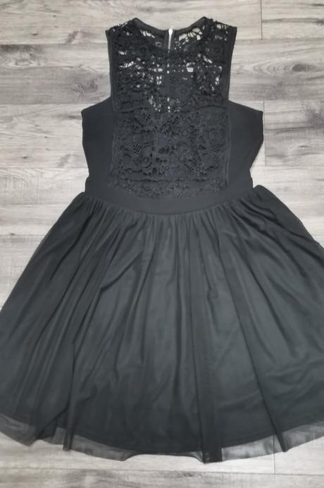 Spoločenské šaty, l