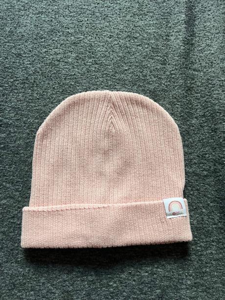 Prechodná čiapka, sinsay,80