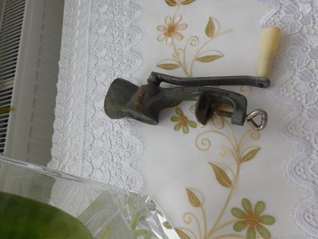 Mlynček na mak-ideal-m iii, čechoslovákia, 