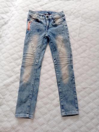 Dievčenské rifle, 128