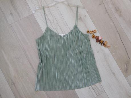 H&m  top zelenkavý pružný-s/m,, h&m,s