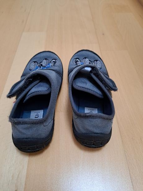 Kvalitné papučky, traktor, vd. max 16,5 cm, superfit,27