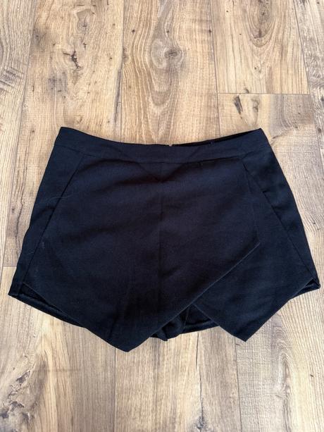 Skort, atmosphere,m