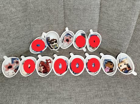 Figúrky stranger things kinder joy, 