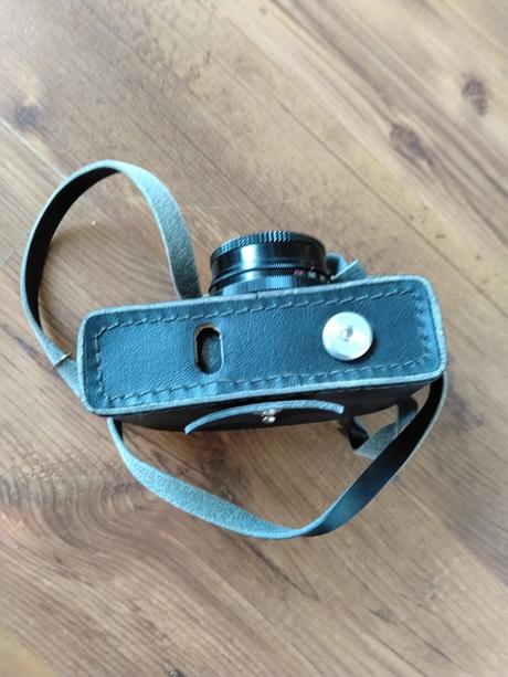 Starý fotoaparát siluet elektro, 