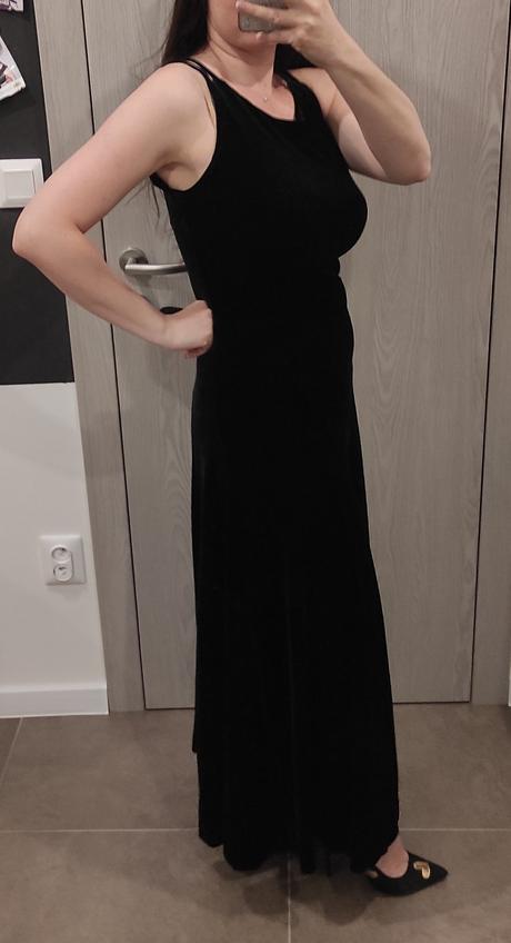 Krasne zamatove saty amanda s, s