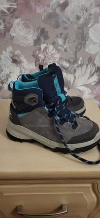 Turistická obuv, quechua,30