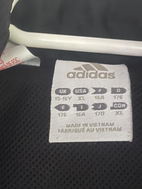 Perfektná šustiaková adidas 170cm, adidas,170