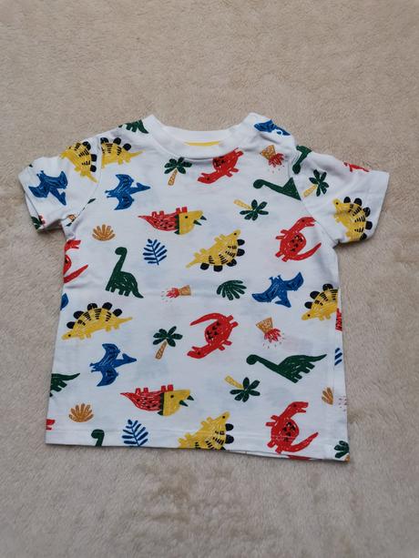 Tričko v. 74, f&f,74