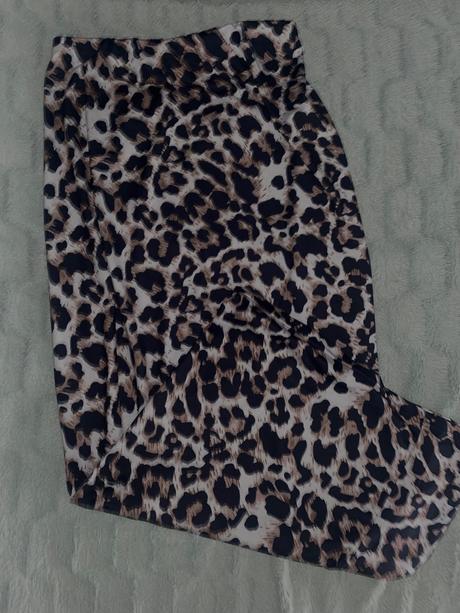 Leopardí set, m