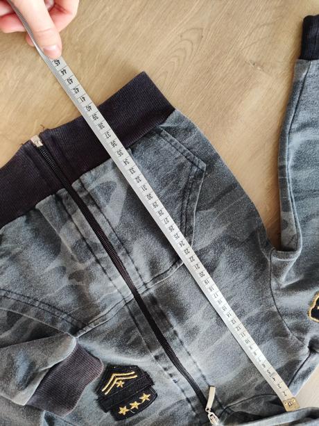 Mikina army štýl, 104