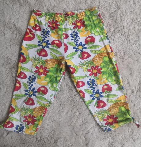 Kraťasy, tvojštvrťáky, sukne, 36