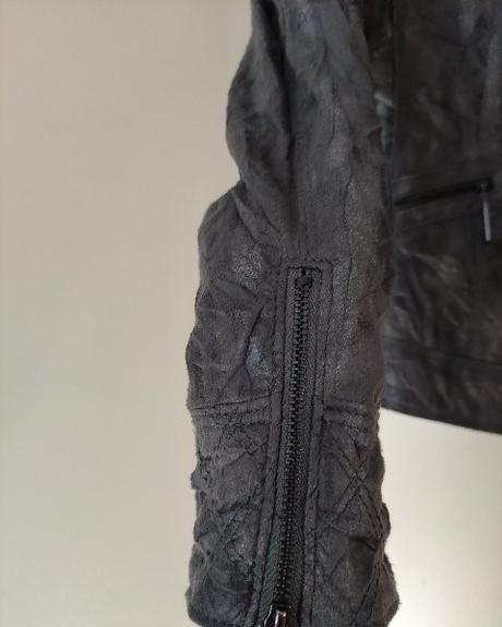 Sivá bunda koženého vzhľadu, m