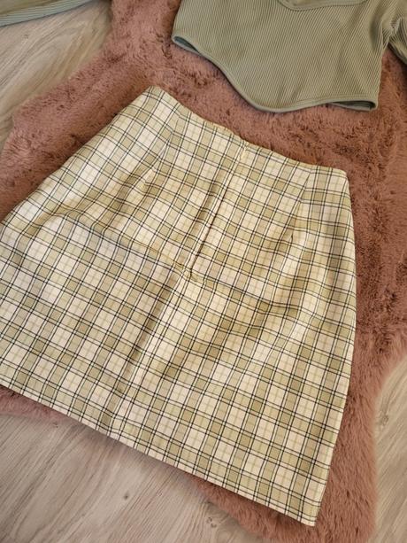 40 sukna s 2 razporkami, c&a,40