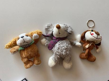 3 plyšáci - psíci,