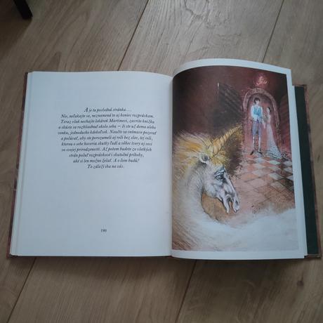 Obľúbená kniha rozprávky z lekárne,