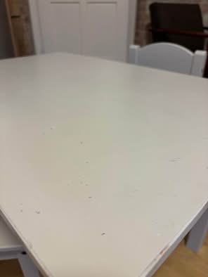 Detský stôl a stoličky, 