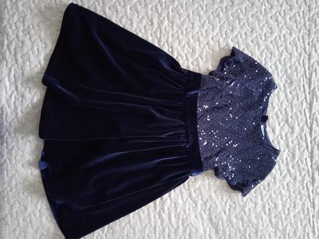 Šaty s kabátikom, raz použité, sergent major,98