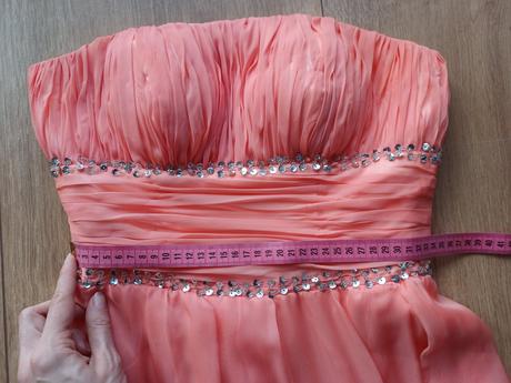 Spoločenské šaty, 34