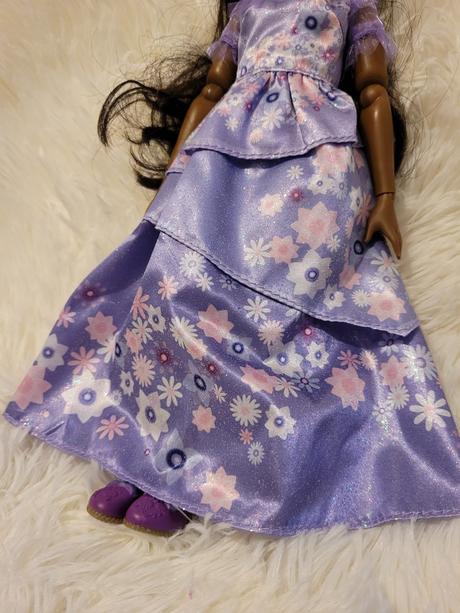 Disney isabela madrigal encanto carovny svet, 