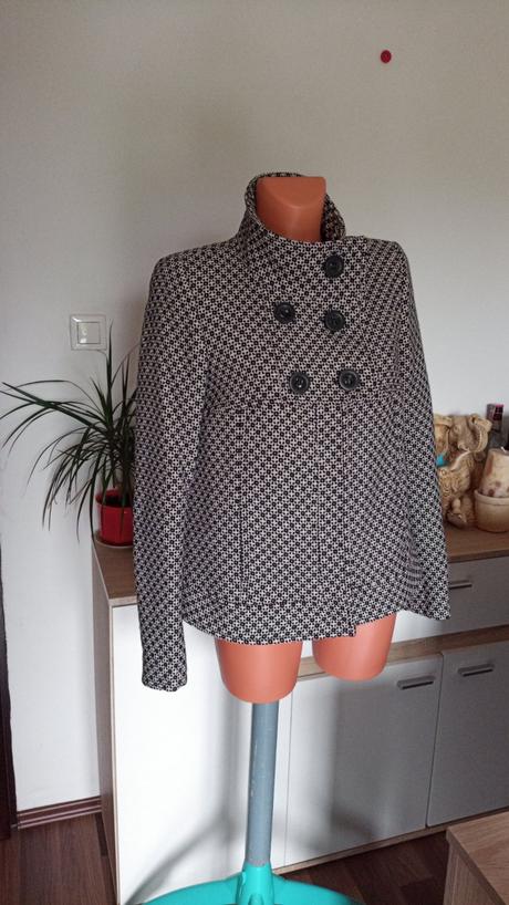 Elegantný kabátik v.l, l