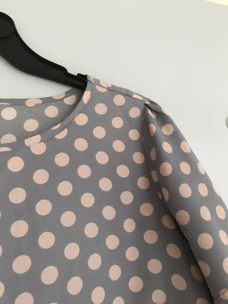 Hodvábna bodkovaná blúzka m/l, mohito,m