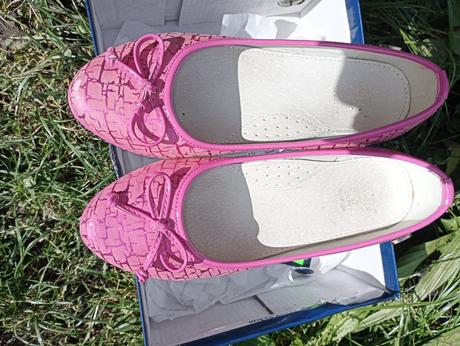 Dievčenské topanky, 33