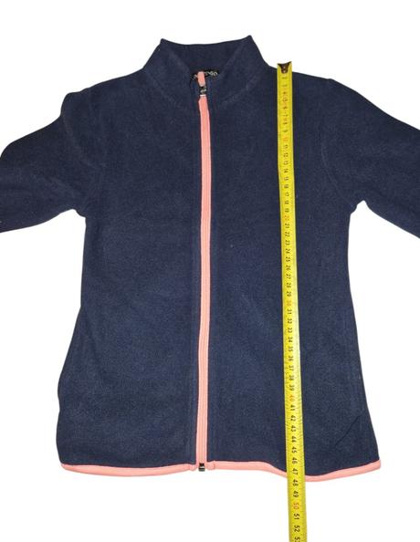 Tricka s dlhym rukavom, in extenso,134