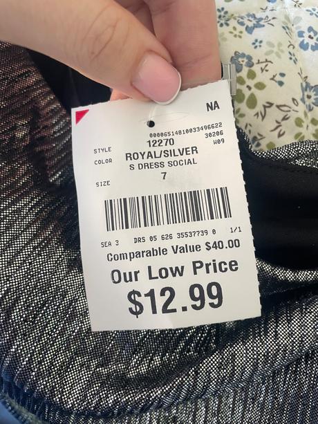 Koktejlové šaty, s