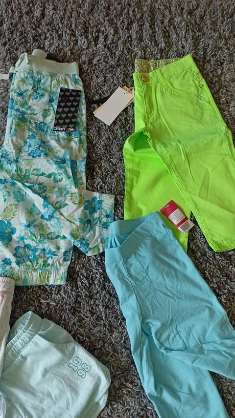 Tristvrtaky/sortky 134/140 5ks, takko,128 / 134 / 140 / 146