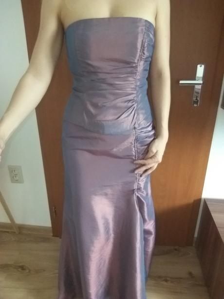 Korzetové šaty, 40