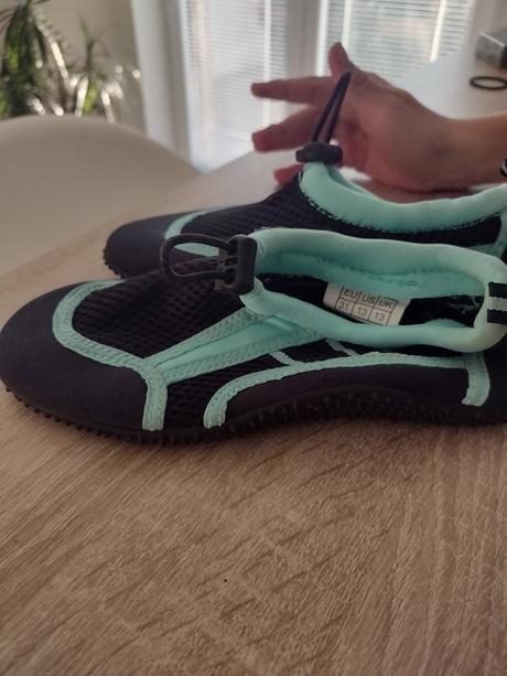 Topánky do vody, 31