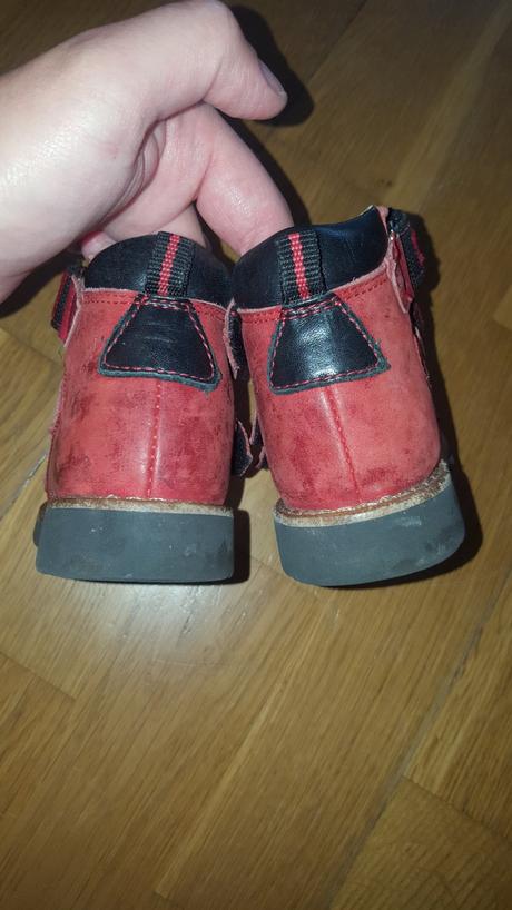 Pevné kožené topánočky na prvé kroky č.18, 18