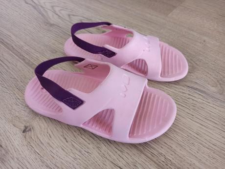 Ružové gumené sandále veľ. 25/26, 25