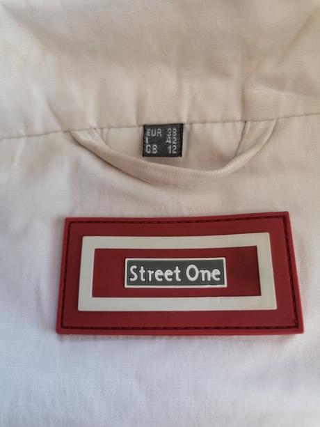 Bunda, street one,38