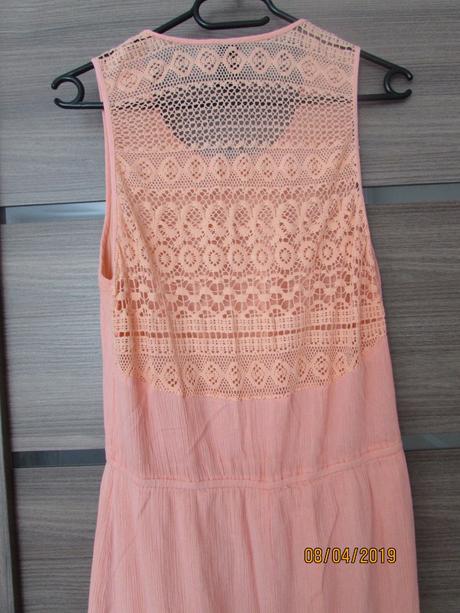 Saty vhodne pre tehotné, s