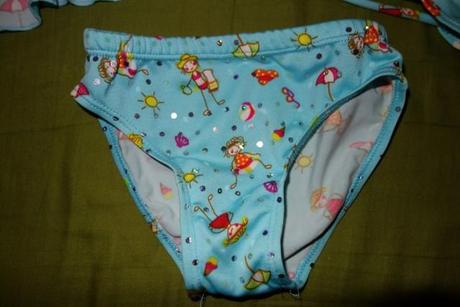 Plavky s dievcatkami, 104