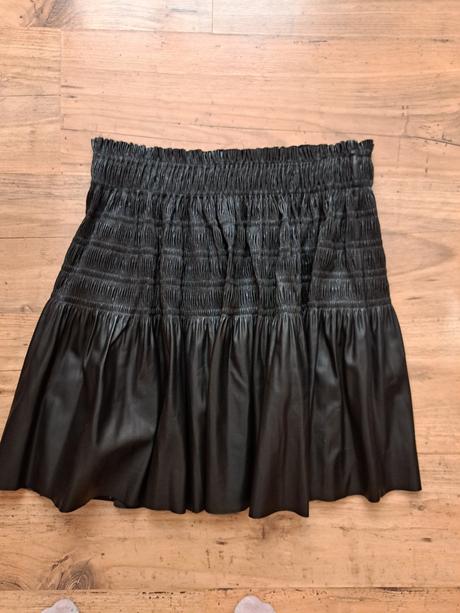 Koženková sukňa, xl