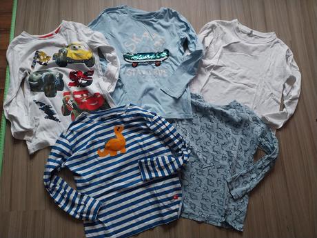 5x tricko ..cena spolu, 134