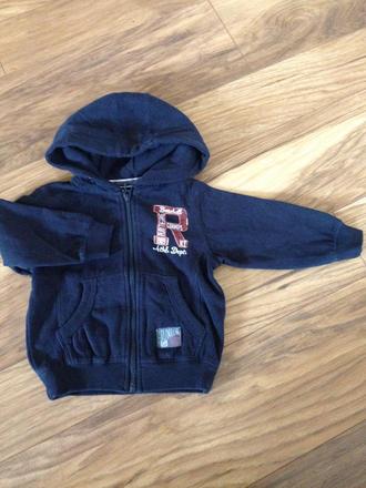 Mikinka reserved, reserved,92