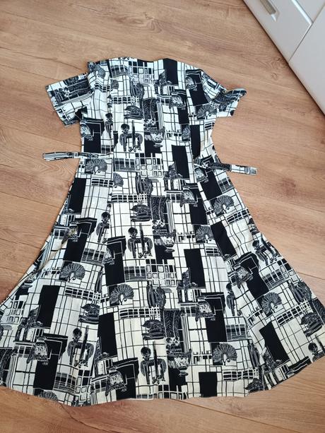 Ciernobiele saty xxl, xxl