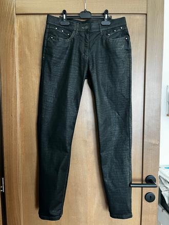 Koženkové nohavice s jemným vzorom, 36